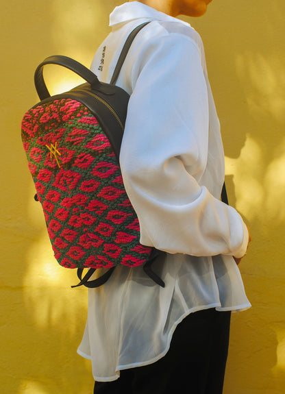 K’ullu Bagpack Kiss