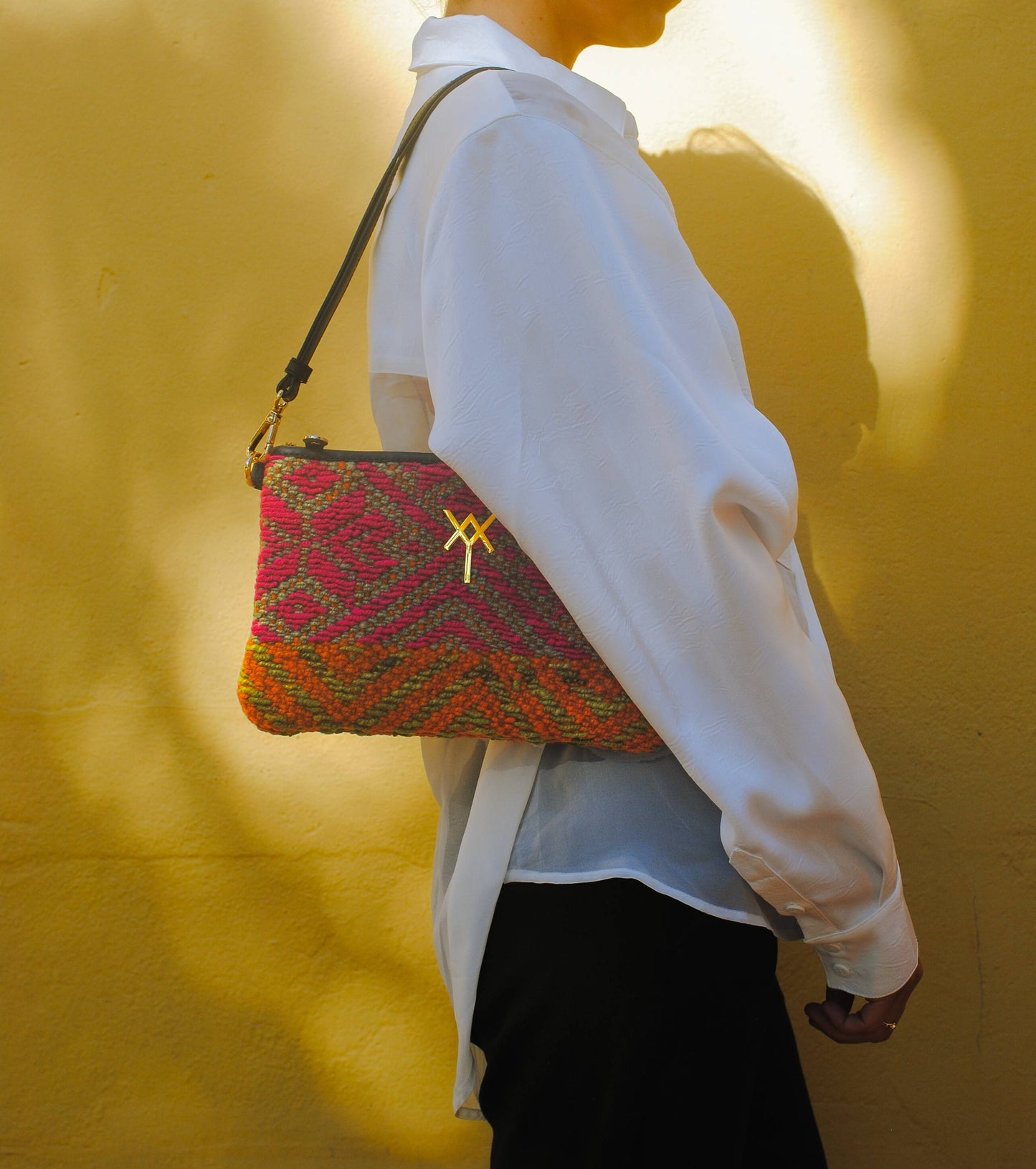 Iska Bag Roots